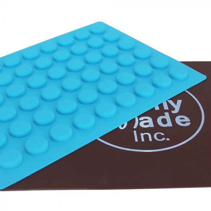Macaron mold with logo