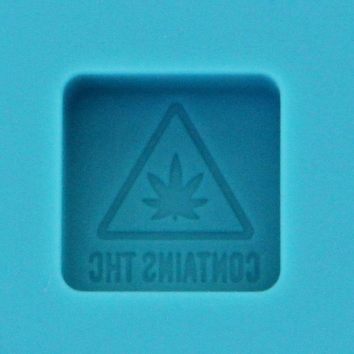 Mini rounded square with logo detail